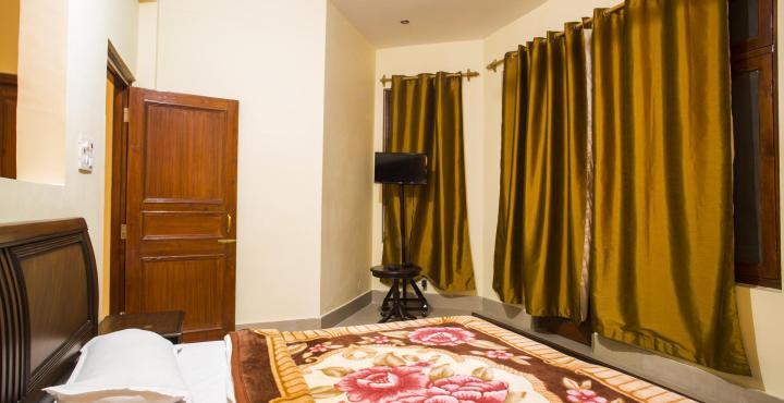 Hotel Deodar Villa ダラムシャーラー エクステリア 写真