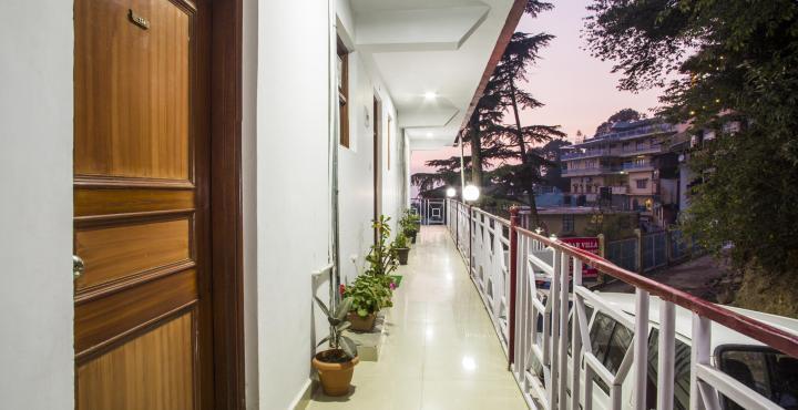 Hotel Deodar Villa ダラムシャーラー エクステリア 写真