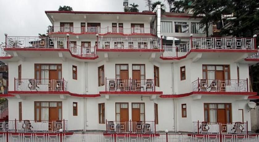 Hotel Deodar Villa ダラムシャーラー エクステリア 写真